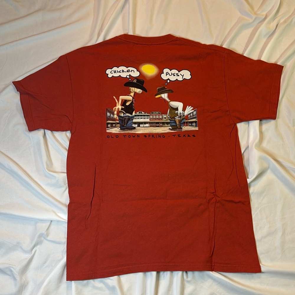 The duck co - old town springs Texas “chicken” tee, size medium